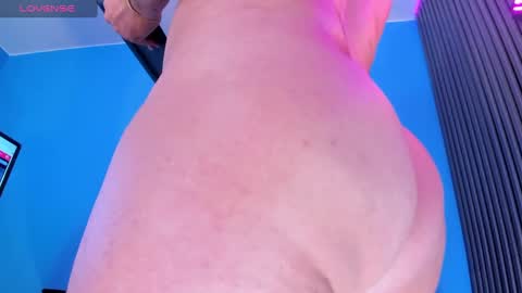 Snapshot of patty_jenkinss chatting on 12.31.24 Hi Pvt open Moans from lovense tell me Fav 113366 Especial level 33 online show from 12.31.24