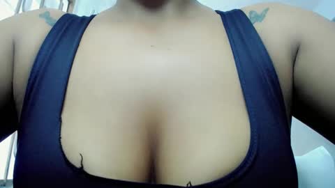 Snapshot of pattysexy10 chatting on 11.24.25 pattysexy10 online show from 11.24.25