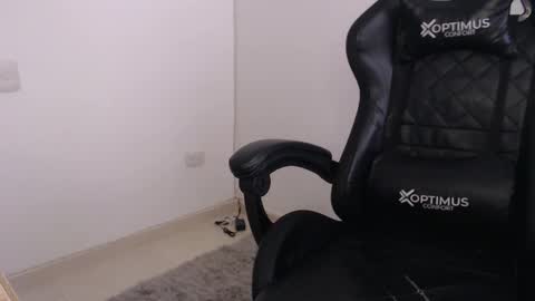 Paulina        online show from 12.20.25