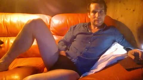 paueriwan online show from 11.08.25