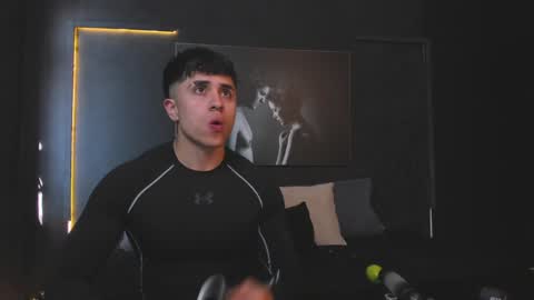 Paul online show from 02.04.25