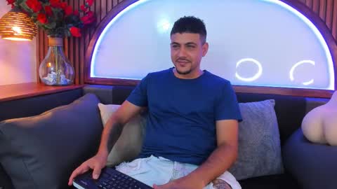 Snapshot of paul_rivera chatting on 12.04.25 Paul Rivera online show from 12.04.25