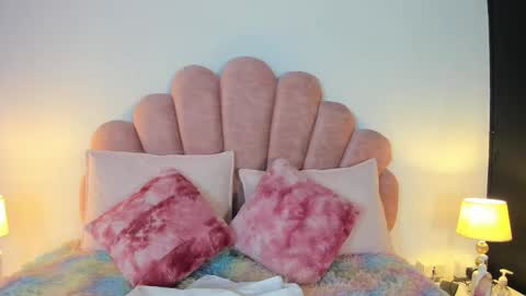 Paula   online show from 03.21.26