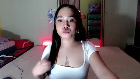Snapshot of paula_morena chatting on 02.02.26 its paula online show from 02.02.26