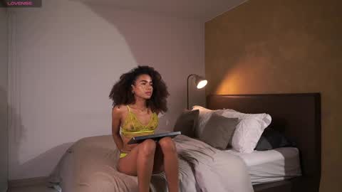 Paula online show from 03.08.25