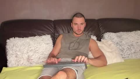 paulblack021 online show from 10.27.25