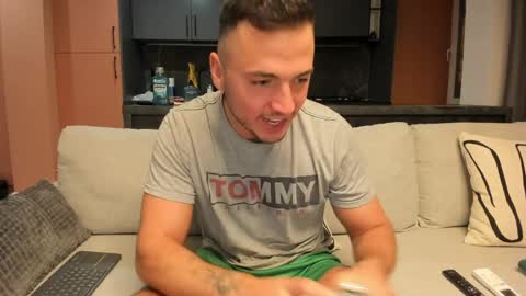 Snapshot of paulblack021 chatting on 04.01.26 paulblack021 online show from 04.01.26