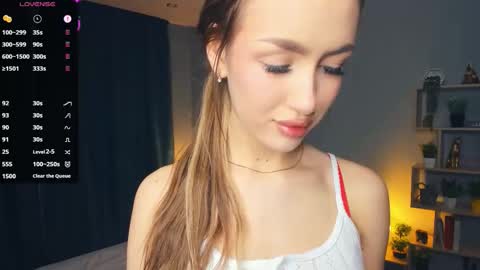 Snapshot of paulettelafevre chatting on 01.10.26 Eva online show from 01.10.26