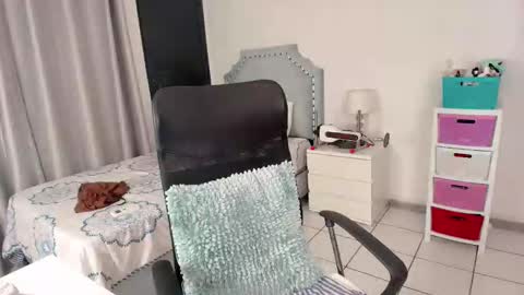 Paulina online show from 03.12.26
