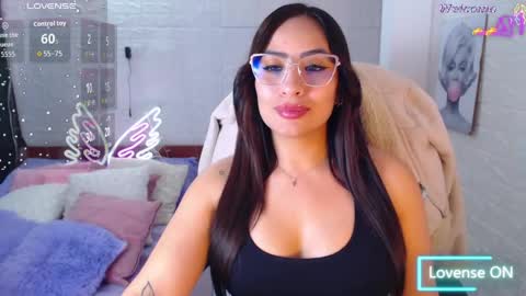 paulina online show from 04.17.26