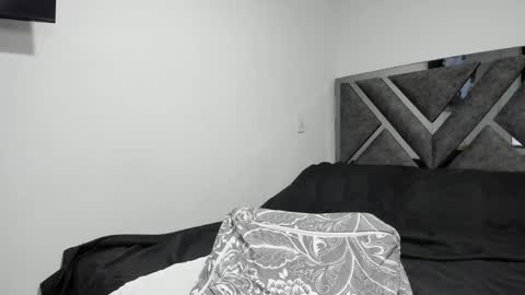 Snapshot of paulina_l chatting on 11.13.25 Paulina online show from 11.13.25