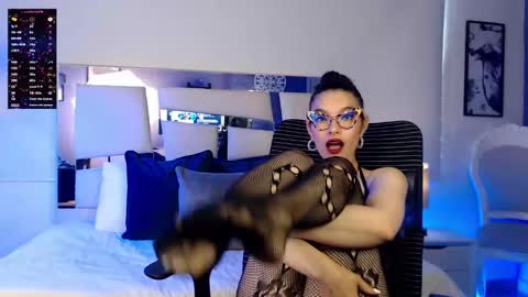 Paulina online show from 02.16.25