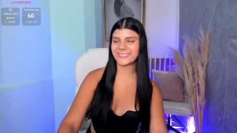 Paulina Belle online show from 04.08.26