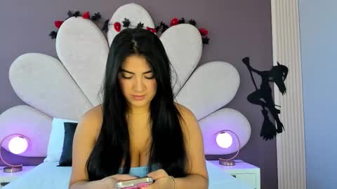 Snapshot of paulinaduarte_ chatting on 10.25.25 Paulina online show from 10.25.25