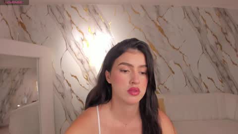 Paulina Santos  online show from 10.04.25