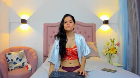 paulinavera online show from 03.07.26