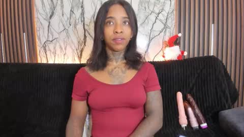 Pauline online show from 12.02.25