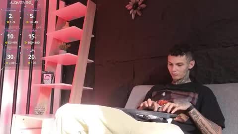 Paulo online show from 12.20.25