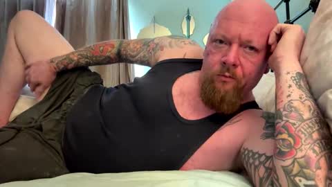 paulyb445 online show from 09.24.25