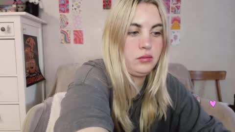 Allisses online show from 01.05.25