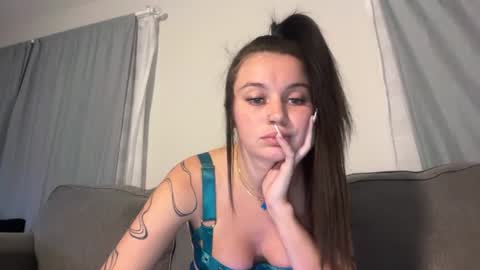 Snapshot of paytonpeachy chatting on 07.20.26 Payton Peach online show from 07.20.26
