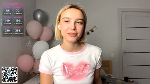 Lola online show from 11.23.25