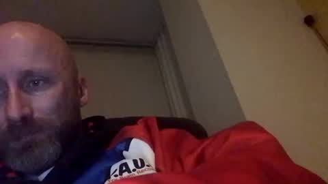 Snapshot of pc2334 chatting on 11.18.25 pc2334 online show from 11.18.25