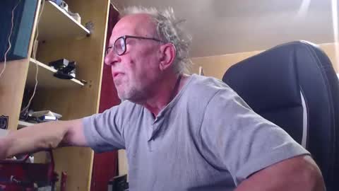 pc8474408 online show from 10.09.25