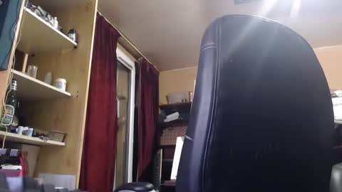 pc8474408 online show from 05.08.26