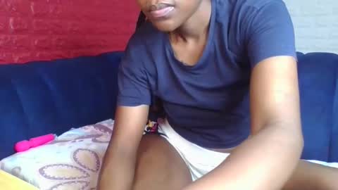 peach_melbah online show from 11.12.25