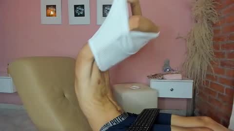 peach tyron online show from 01.15.25