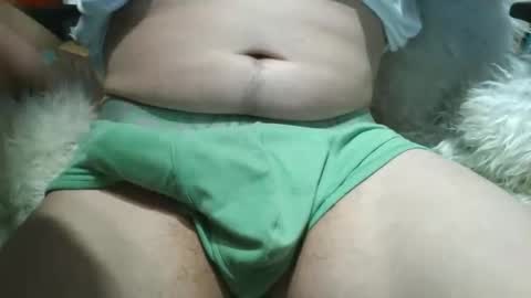Snapshot of peacheshubby chatting on 05.19.26 hard4u online show from 05.19.26