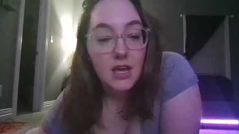 Snapshot of peachesxcx chatting on 01.11.26 Peaches online show from 01.11.26