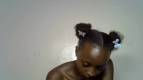 peachy_ebony online show from 12.14.25