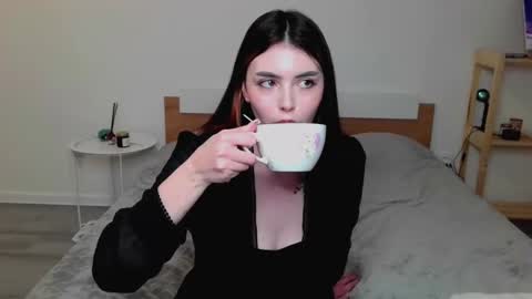 Peachy online show from 03.04.25