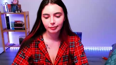 Peachy online show from 09.28.25