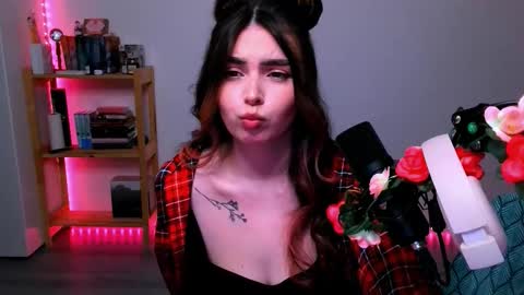 Peachy online show from 10.24.25