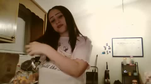 peachyhoneydrip online show from 04.24.26