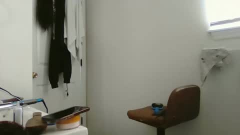 peachyhoneydrip online show from 05.10.26