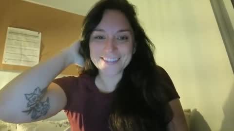 PeachyObsession online show from 10.15.25