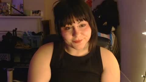 Snapshot of peakobunny chatting on 11.19.25 peakobunny online show from 11.19.25