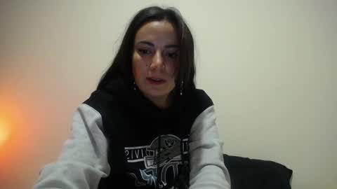 Snapshot of pearl_3 chatting on 01.30.25 Pearl online show from 01.30.25