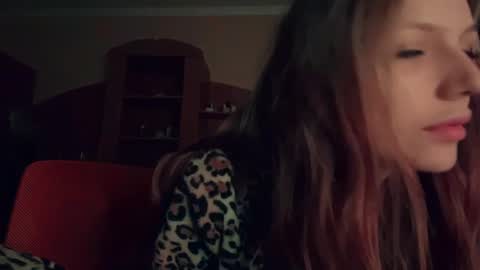 Snapshot of pearlinesilfies chatting on 06.05.26 Zlata online show from 06.05.26