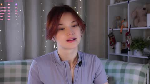 Snapshot of pebee chatting on 01.07.26 Lily online show from 01.07.26