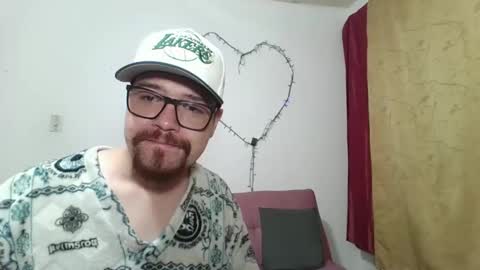 Snapshot of pecadodulce chatting on 12.15.24 pecadodulce online show from 12.15.24