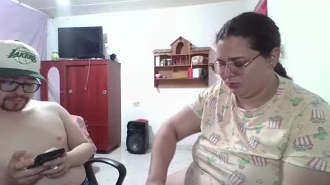 Snapshot of pecadodulce chatting on 02.13.25 pecadodulce online show from 02.13.25