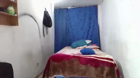 Snapshot of pecadodulce chatting on 03.02.25 pecadodulce online show from 03.02.25