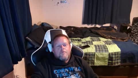 pecker40 online show from 12.21.24