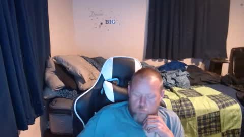 pecker40 online show from 01.05.25