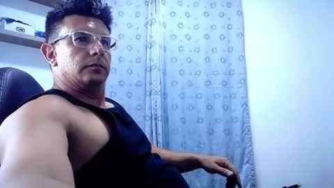 Snapshot of pedro_picapica chatting on 12.24.24 Pedro online show from 12.24.24